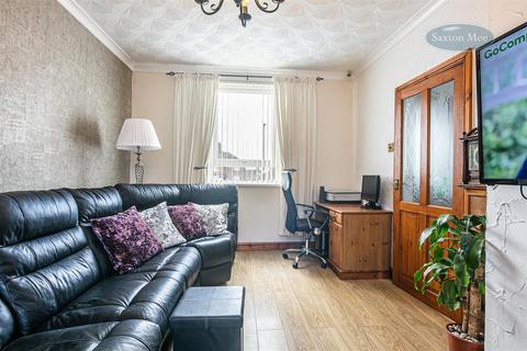 83 Doe Royd Crescent, Sheffield, S5 8GD