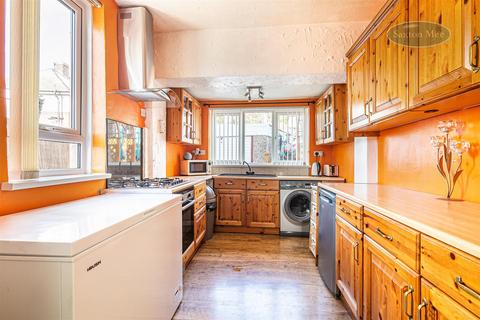 83 Doe Royd Crescent, Sheffield, S5 8GD