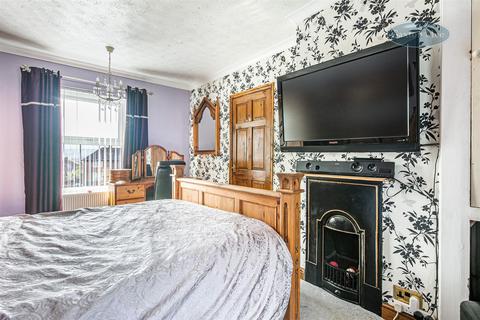 83 Doe Royd Crescent, Sheffield, S5 8GD