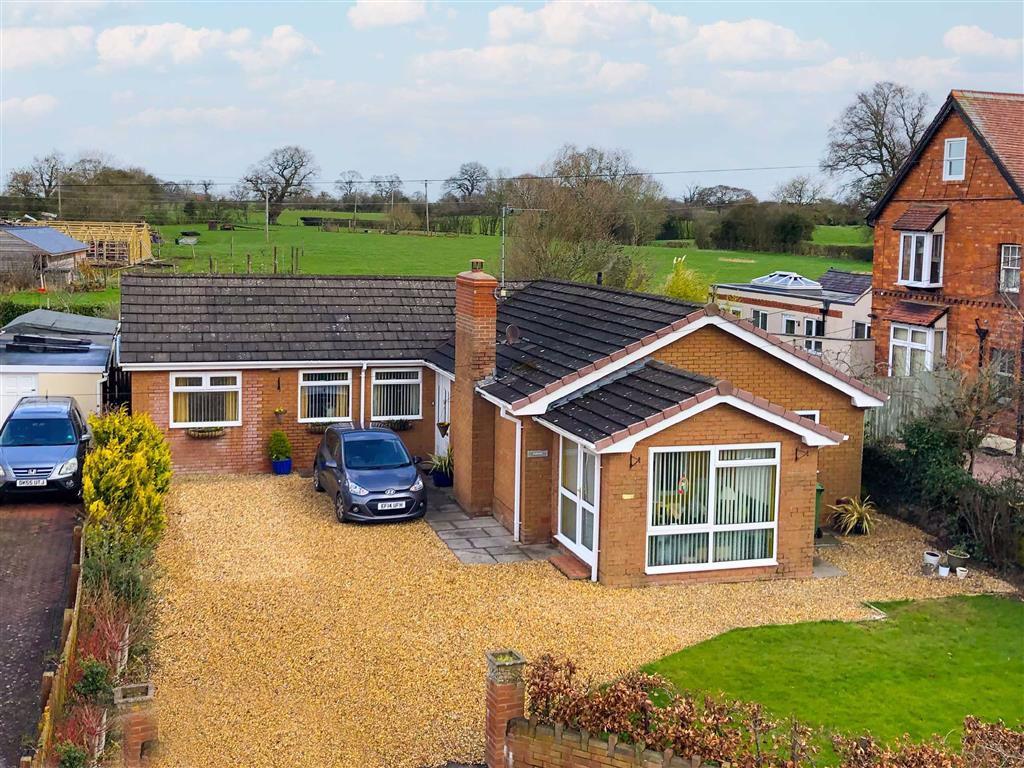 Elson Road, Ellesmere, SY12 3 bed bungalow £295,000