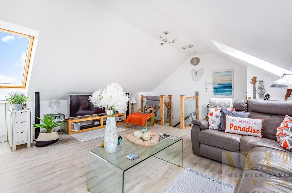 Emerald Quay, ShorehamBySea 3 bed apartment £365,000