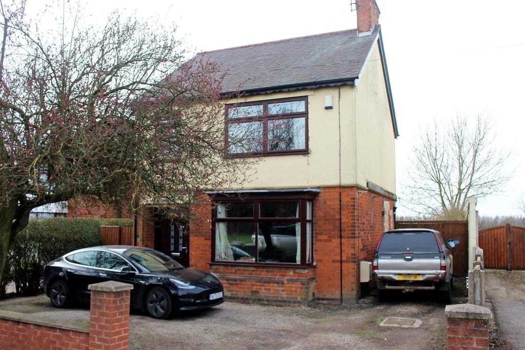 Ashby Road, Measham, Swadlincote 3 bed detached house £249,950