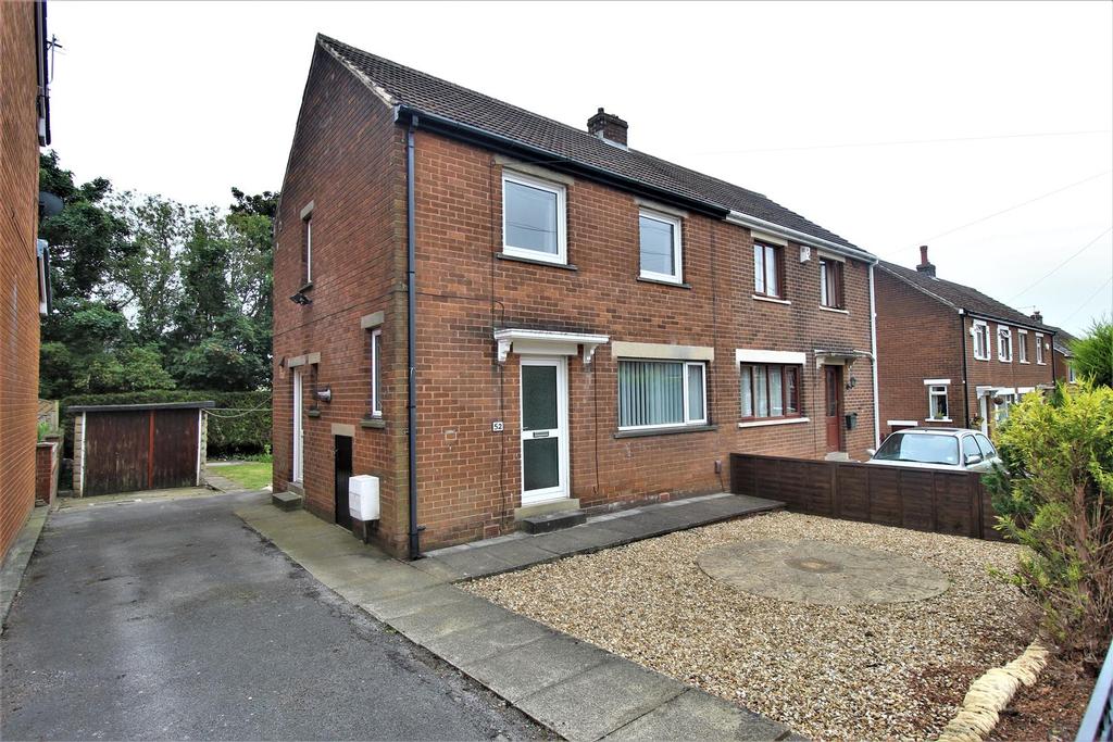 Highgate Avenue, Lepton, Huddersfield 2 bed semidetached house £660