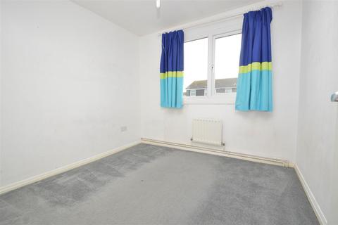 3 Appledore Close, Eastbourne, BN23 7JF