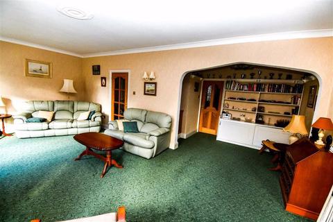 296 Beverley Road, Anlaby, Hull, HU10 7BG