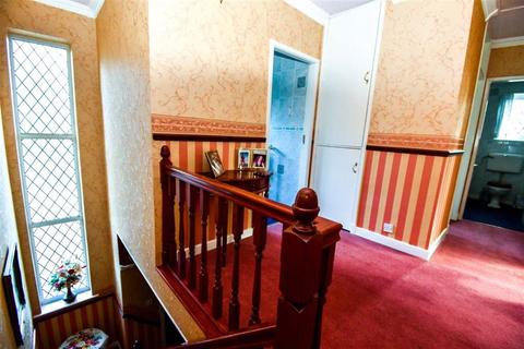 296 Beverley Road, Anlaby, Hull, HU10 7BG