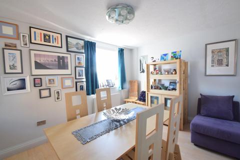 86 Eton Wick Road, Eton Wick, Windsor, SL4 6JW