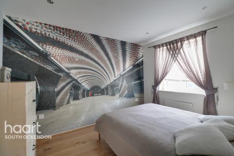 50 Anglia Way, South Ockendon, RM15 5FL