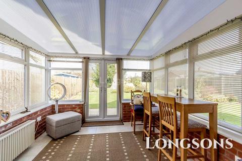 4 Ash Meadow, Necton, Swaffham, PE37 8GB