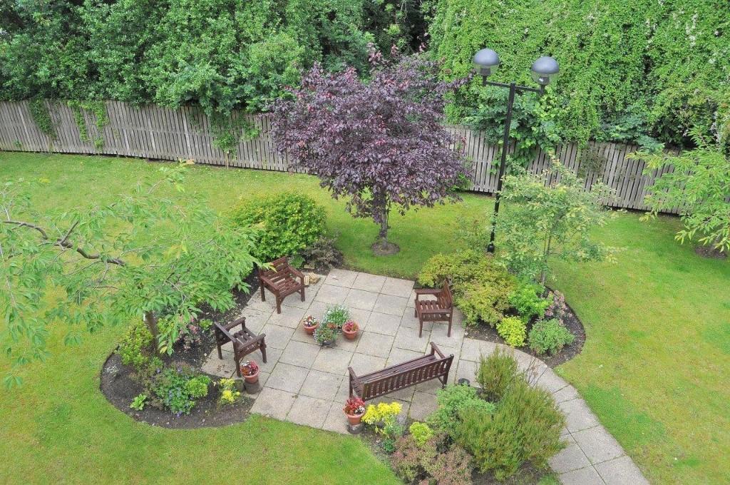 Communal gardens