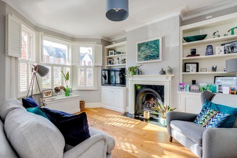 44 Ailsa Avenue, Twickenham, TW1 1NG