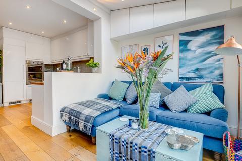 44 Ailsa Avenue, Twickenham, TW1 1NG