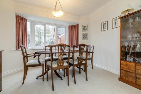 22 Bexmore Drive, Streethay, Lichfield, WS13 8LB