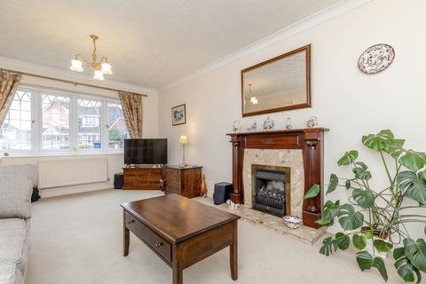 22 Bexmore Drive, Streethay, Lichfield, WS13 8LB