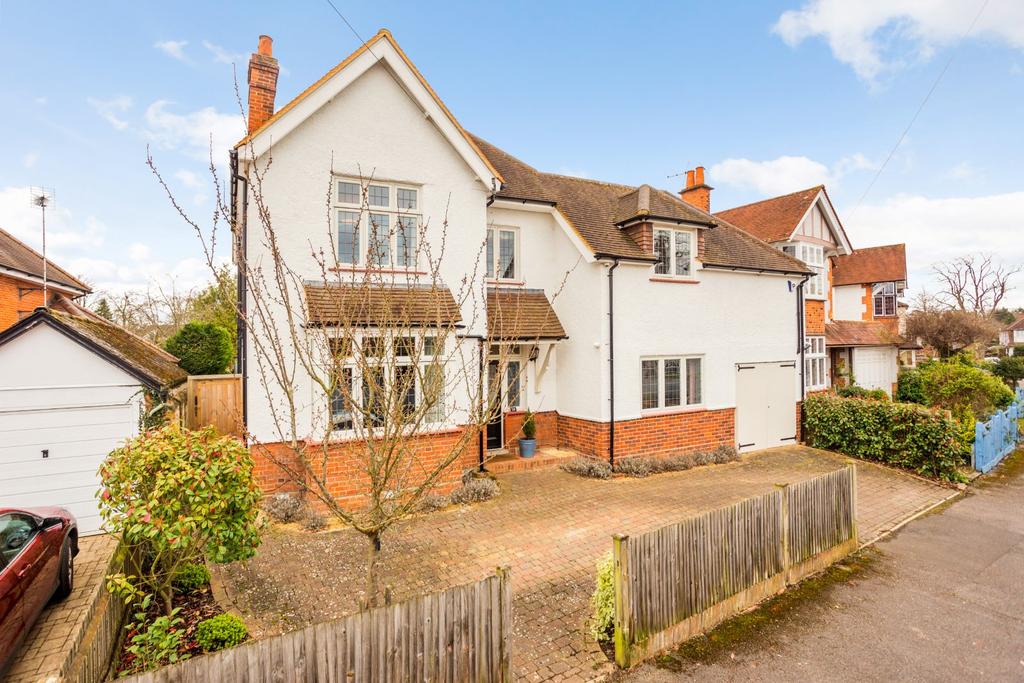 Bolton Crescent, Windsor, Berkshire, SL4 4 bed detached house £1,595,000
