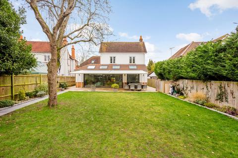 19 Bolton Crescent, Windsor, SL4 3JH
