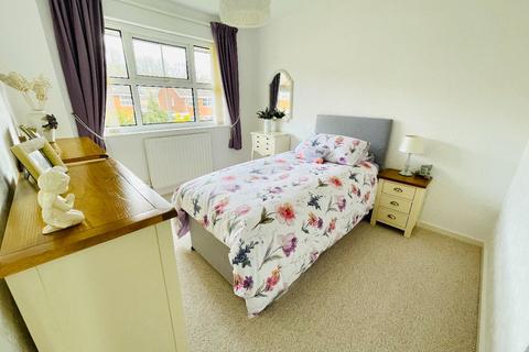 7 Binley Close, Shirley, Solihull, B90 2RB