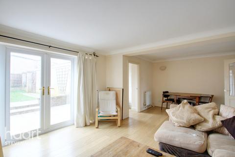37 Ascot Crescent, Stevenage, SG1 5SS