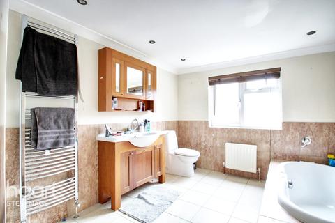 37 Ascot Crescent, Stevenage, SG1 5SS