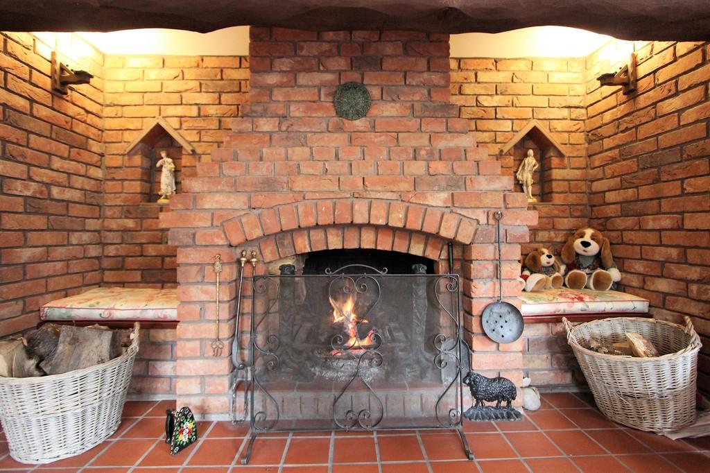 Starrock Road, Chipstead 5 bed detached house £1,080,000