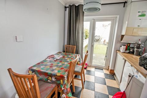 7 Berthglyd, Abergele, LL22 7HR