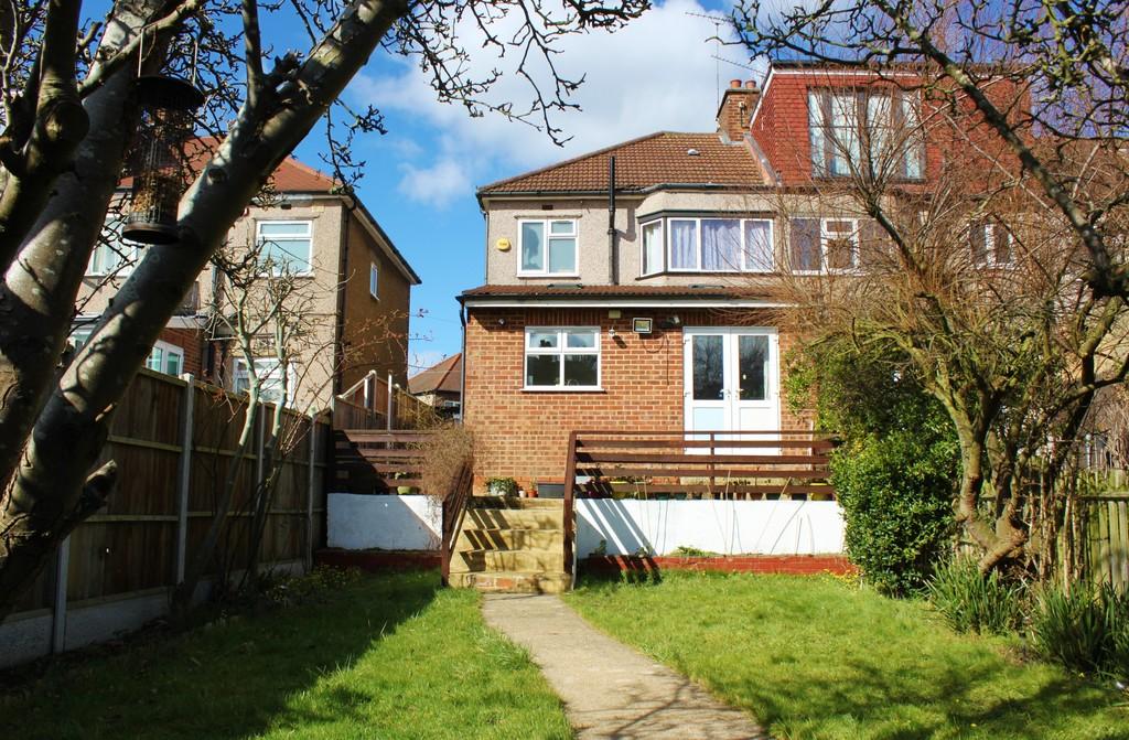Brackley Square, Woodford Green 3 bed end of terrace house £595,000