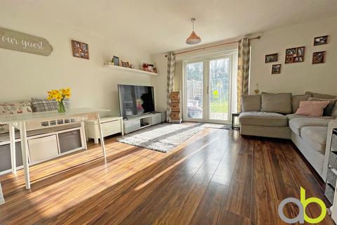 45 Florence Close, Grays, RM20 4AE