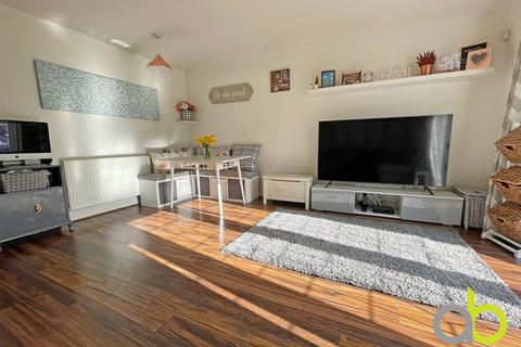 45 Florence Close, Grays, RM20 4AE