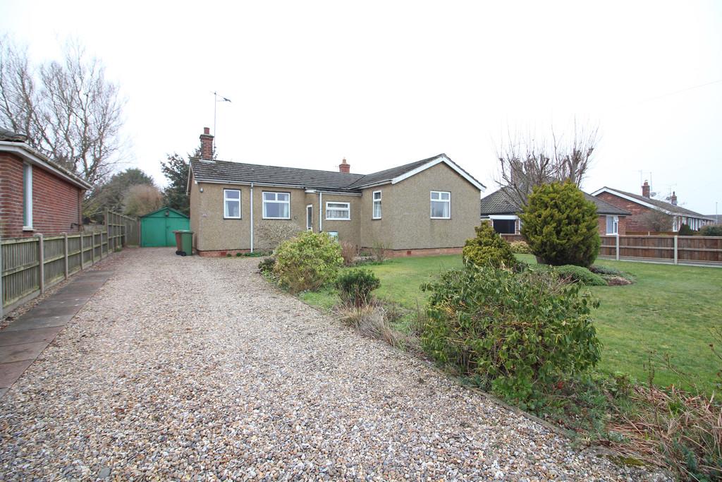 Bradfield Road, North Walsham 3 bed detached bungalow £210,000