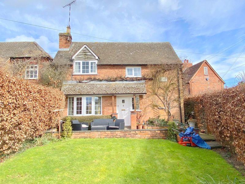 Wootton Wawen, HenleyInArden 2 bed cottage £399,000