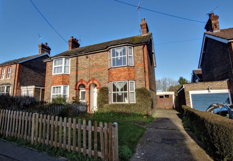 Western Road, Haywards Heath 3 bed semidetached house £425,000