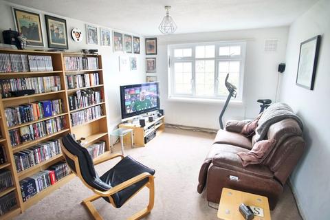 29 Ashdown Way, London, SW17 7TH