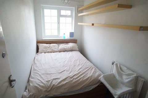 29 Ashdown Way, London, SW17 7TH