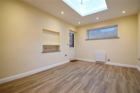 2 bedroom apartment to rent, London Street, Basingstoke, RG21