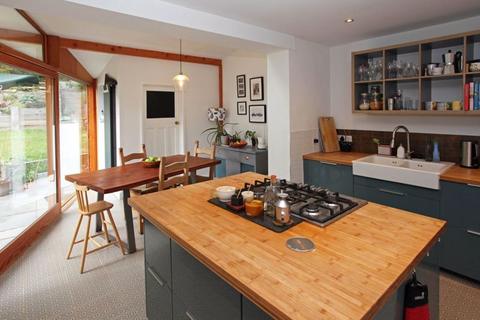 9 Dale View, Coalbrookdale, Telford, TF8 7DL
