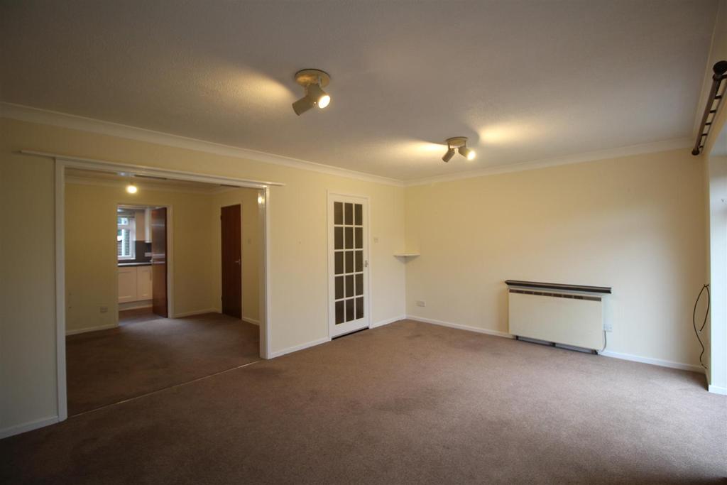 Chesterholme, Stow Park Avenue, Newport 3 bed terraced house £195,000