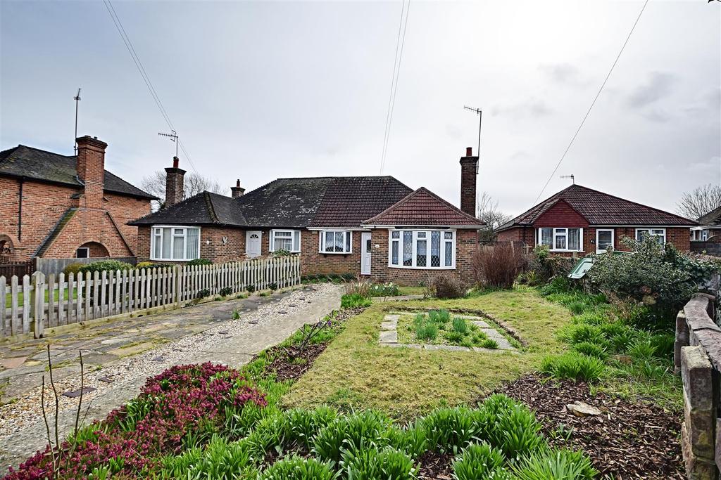 Bancroft Road, BexhillOnSea 2 bed semidetached bungalow £310,000