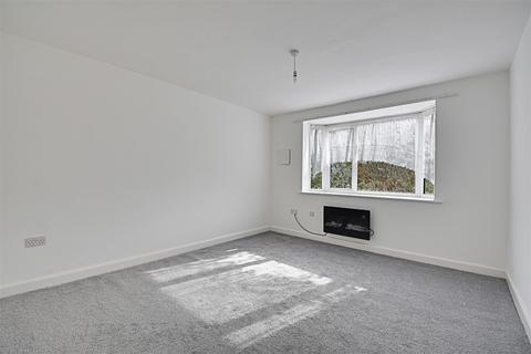43 Bancroft Road, Bexhill-on-sea, TN39 4AG