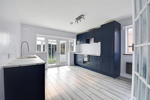 43 Bancroft Road, Bexhill-on-sea, TN39 4AG