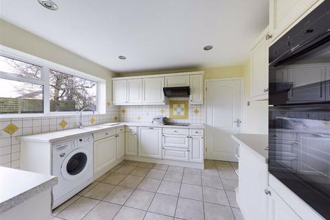 4 Alder Close, Gloucester, GL2 9LB