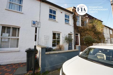 49 Orchard Road, Brentford, TW8 0QU