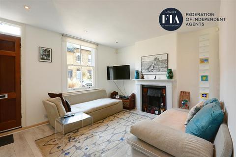 49 Orchard Road, Brentford, TW8 0QU