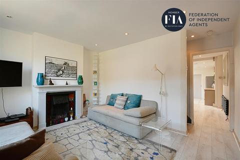 49 Orchard Road, Brentford, TW8 0QU