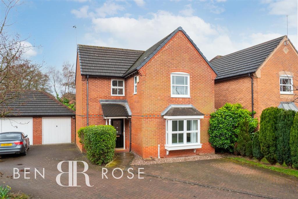 Carnoustie Drive, Euxton, Chorley 3 bed detached house £249,995