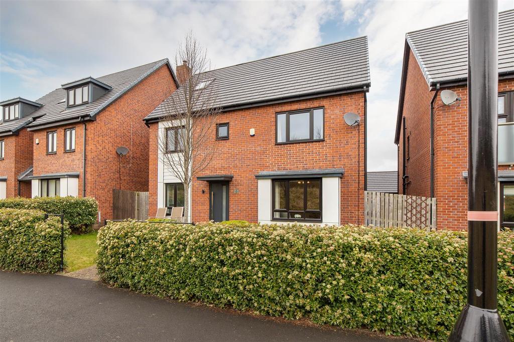Abberwick Walk, Greenside, Newcastle... 5 bed detached house £425,000