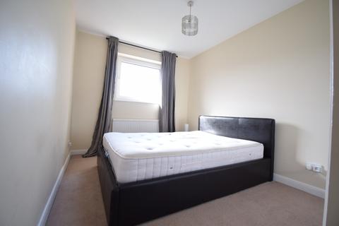 3 Rectory Close, London, SW20 9DQ