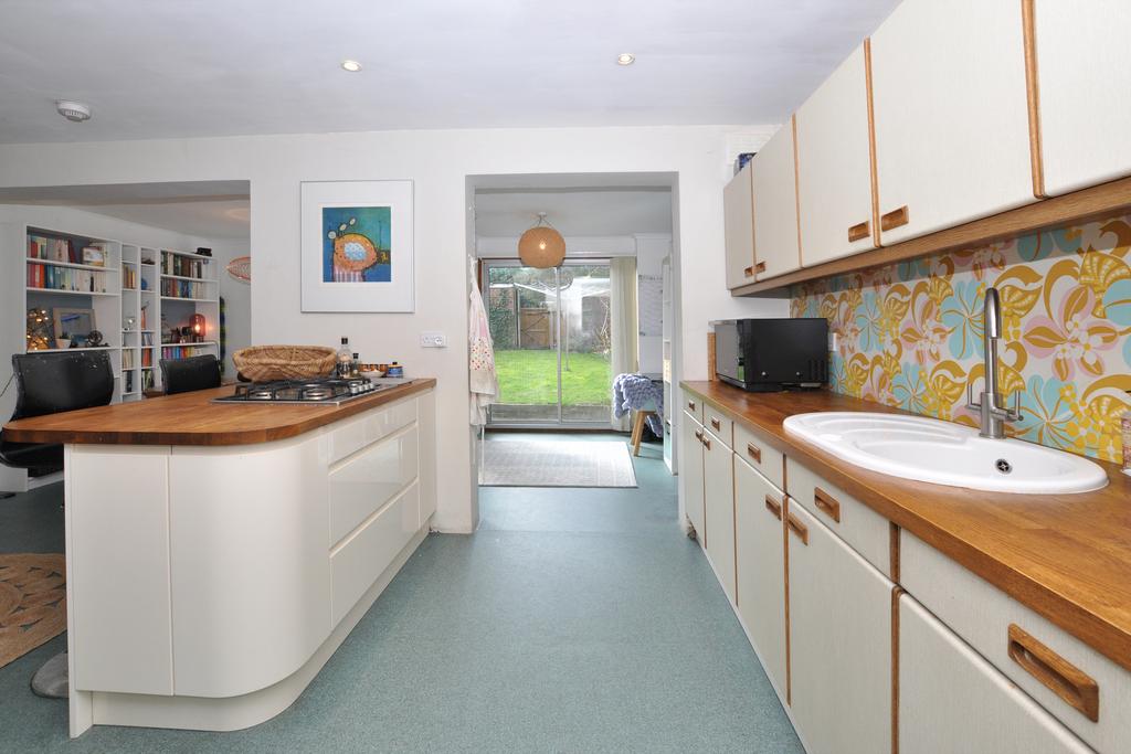 Cameron Road Bromley BR2 3 bed townhouse £480,000