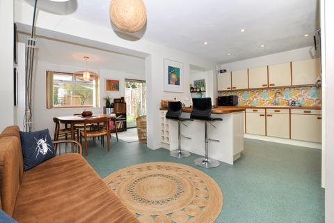 68 Cameron Road, Bromley, BR2 9BQ