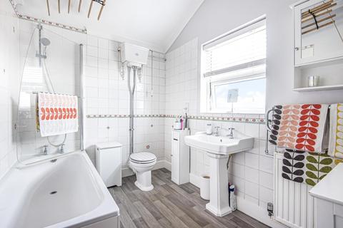 25 Kenilworth Road, London, SE20 7QG