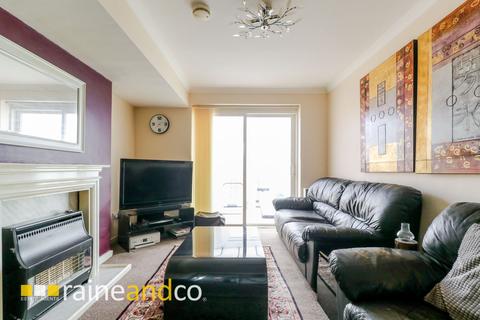 18 Badger Way, Hatfield, AL10 8RY